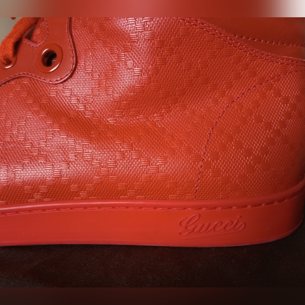 RARE Gucci Sneakers - Picture 10 of 12